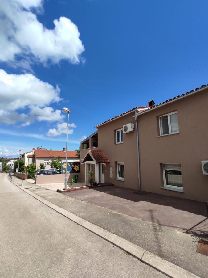 Apartmani Amans PUY Exterior foto